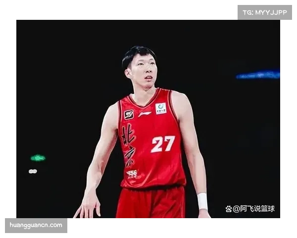 北京北汽防守效率稳居前五 周琦复出强化内线屏障 北京北汽防守效率稳居前五 周琦复出强化内线屏障